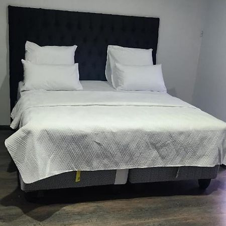 Silent Corner Guest House Roodepoort Zewnętrze zdjęcie